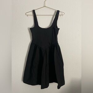 Chic Black Sleeveless Midi Dress